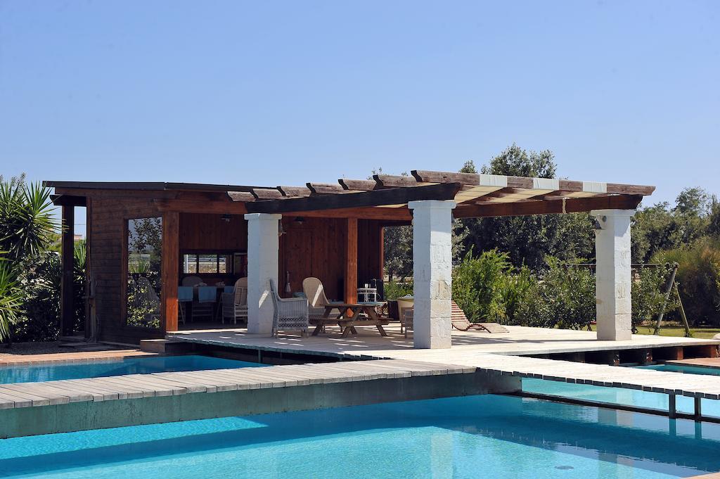 Villa Carcano Trani Exterior photo